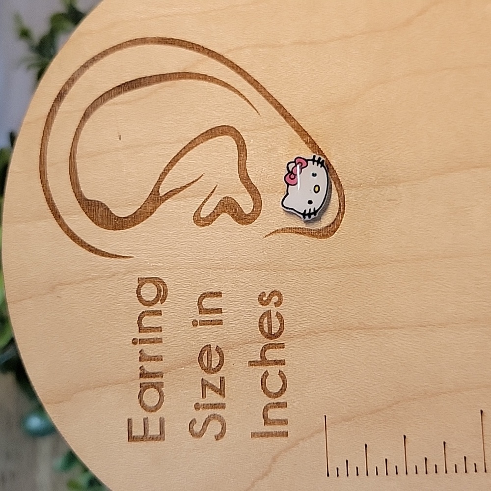 Hello Kitty Stud Earrings, metal free - Picture 3 of 6